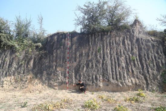 贵州毕节：航拍成贵高铁西溪河大桥