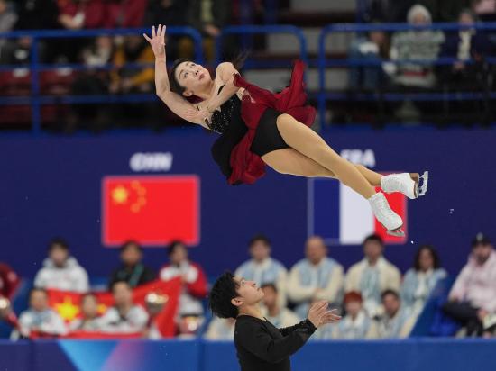 （米兰冬奥会）谷爱凌、韩林杉、刘梦婷晋级自由式滑雪女子坡面障碍技巧决赛