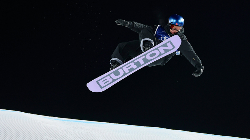 （米兰冬奥会）苏翊鸣夺得单板滑雪男子大跳台铜牌